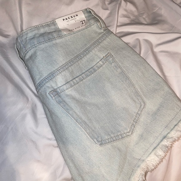 Pacsun distressed shorts - Picture 2 of 3